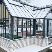 Выставочный образец в «Novaya Riga Outlet Village»