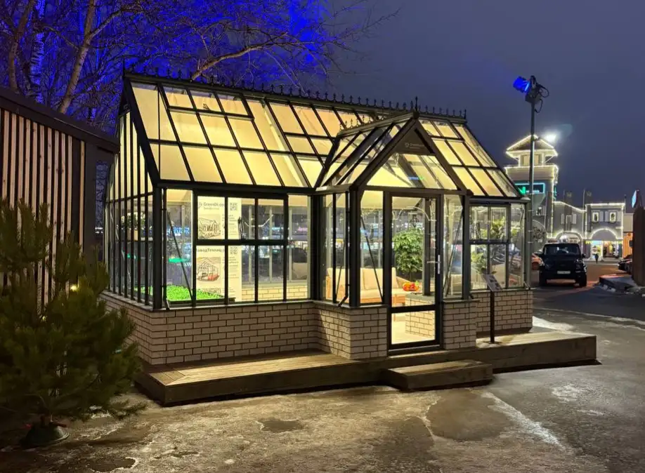 Выставочный образец в «Novaya Riga Outlet Village»